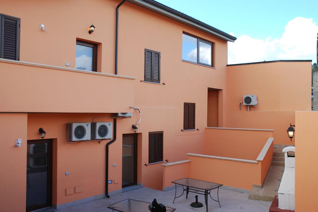 איגלסיאס Alba Sarda Residence מראה חיצוני תמונה