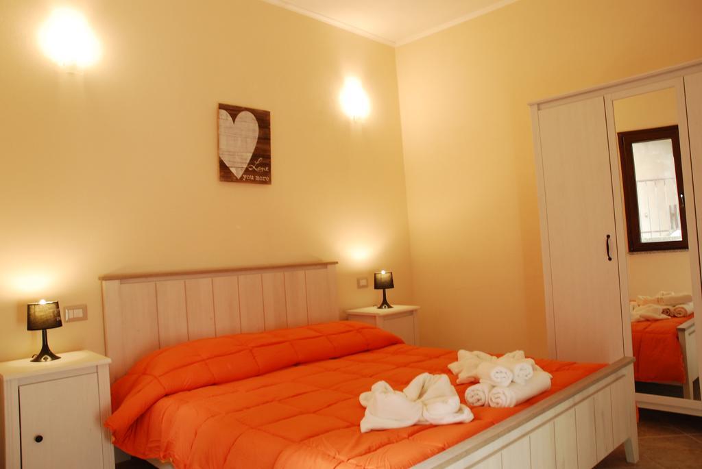 איגלסיאס Alba Sarda Residence מראה חיצוני תמונה